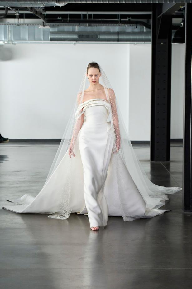 مجموعة رامي العلي للأزياء الراقية لربيع 2026... حوار بين الحركة والأنوثة العصرية