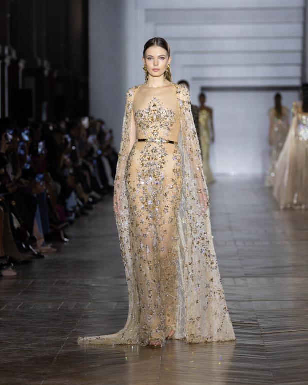 مجموعة طوني ورد للأزياء الراقية... عندما يرتدي الضوء أزياءً راقية