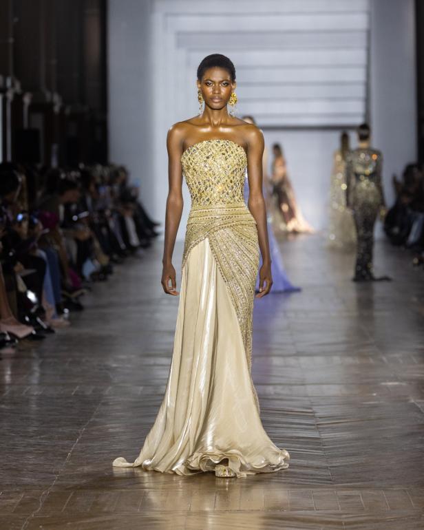 مجموعة طوني ورد للأزياء الراقية... عندما يرتدي الضوء أزياءً راقية