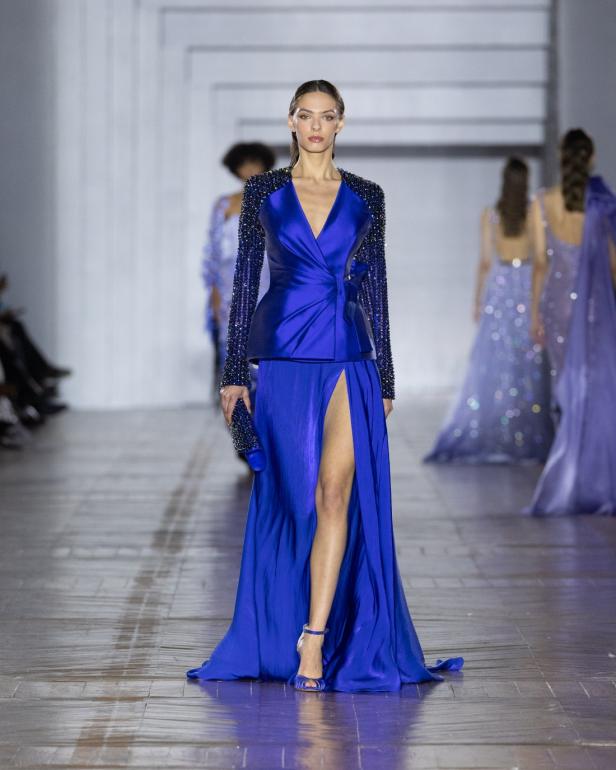 مجموعة طوني ورد للأزياء الراقية... عندما يرتدي الضوء أزياءً راقية