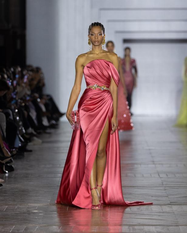 مجموعة طوني ورد للأزياء الراقية... عندما يرتدي الضوء أزياءً راقية