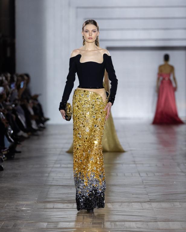 مجموعة طوني ورد للأزياء الراقية... عندما يرتدي الضوء أزياءً راقية