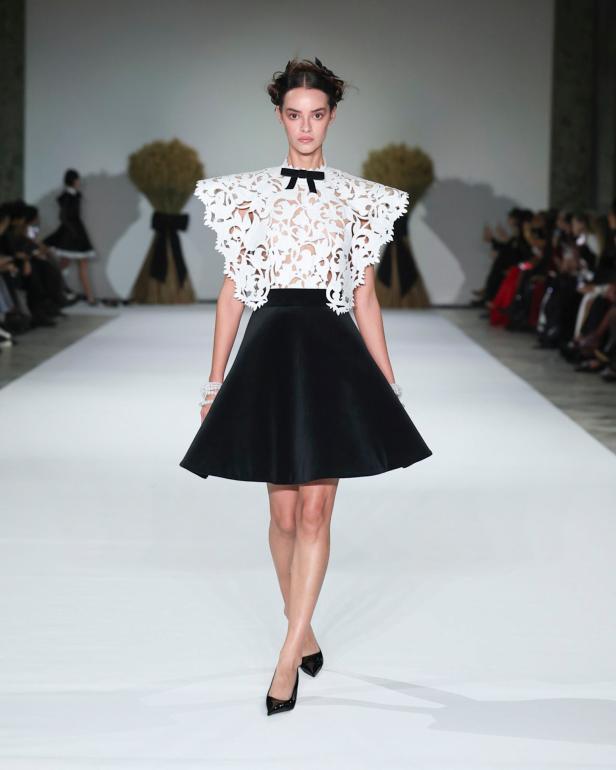 مجموعة Yanina للأزياء الراقية ربيع وصيف 2026