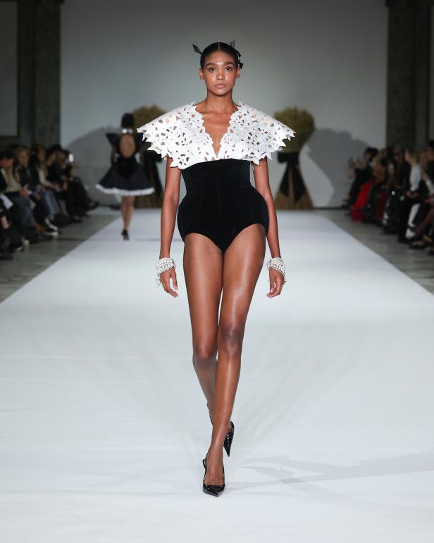 مجموعة Yanina للأزياء الراقية ربيع وصيف 2026