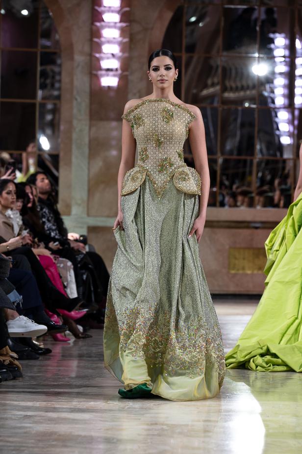 مجموعة روبير أبي نادر للأزياء الراقية 2026