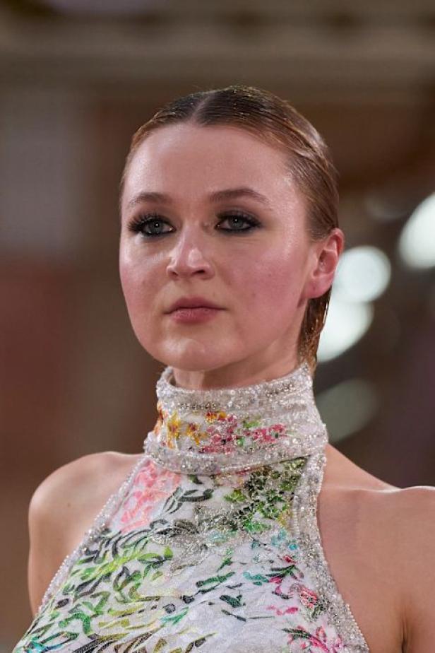 مجموعة روبير أبي نادر للأزياء الراقية 2026