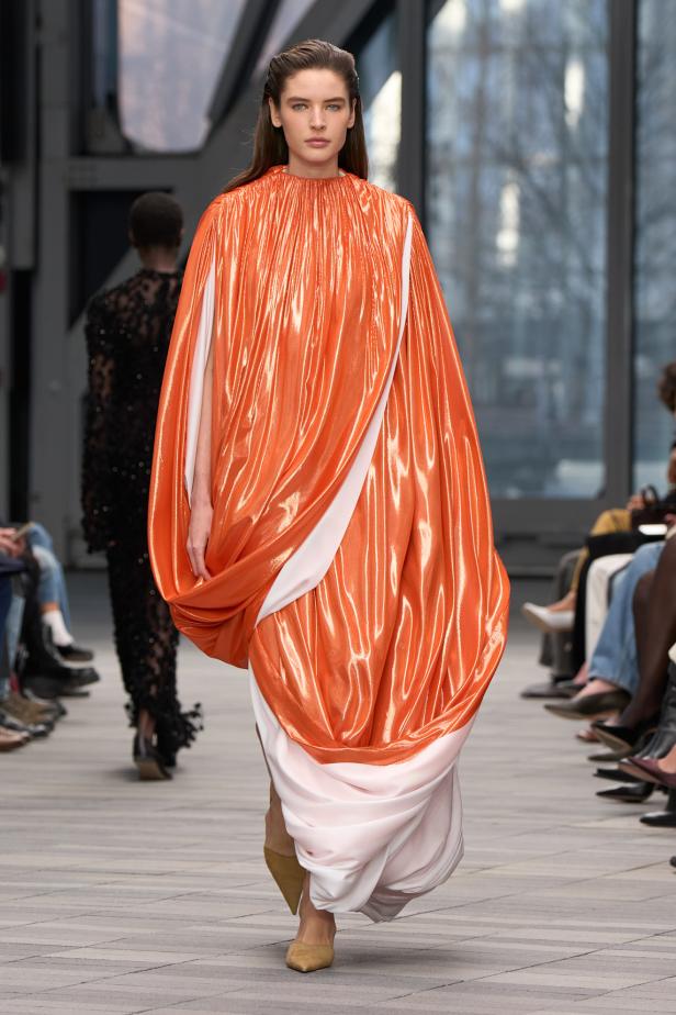 مجموعة كالفين كلاين لخريف 2026.. فن البساطة