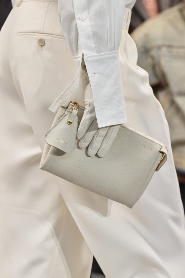 مجموعة كالفين كلاين لخريف 2026.. فن البساطة