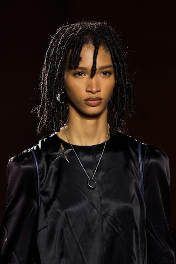 رحلة سينمائية في هوية الشباب مع مجموعة Coach خريف وشتاء 2026