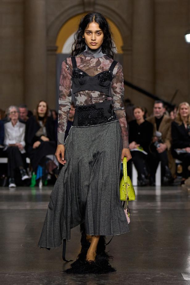 مجموعة Erdem لخريف وشتاء 2026-2027 