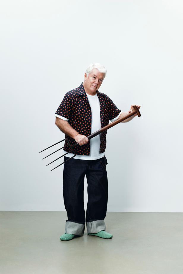 مجموعة JW Anderson تجربة فنية متكاملة