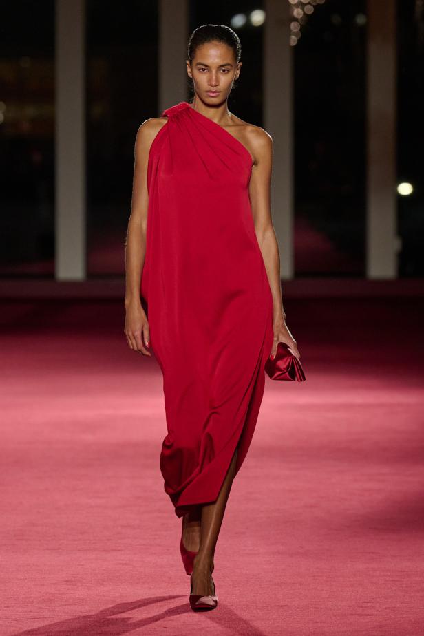 مجموعة Michael Kors لخريف وشتاء 2026-2027