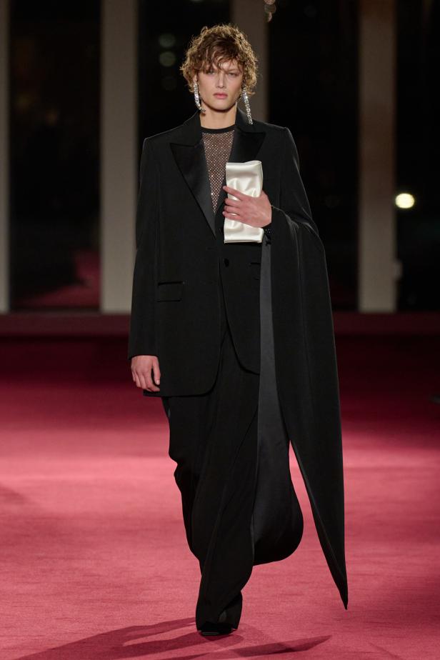 مجموعة Michael Kors لخريف وشتاء 2026-2027