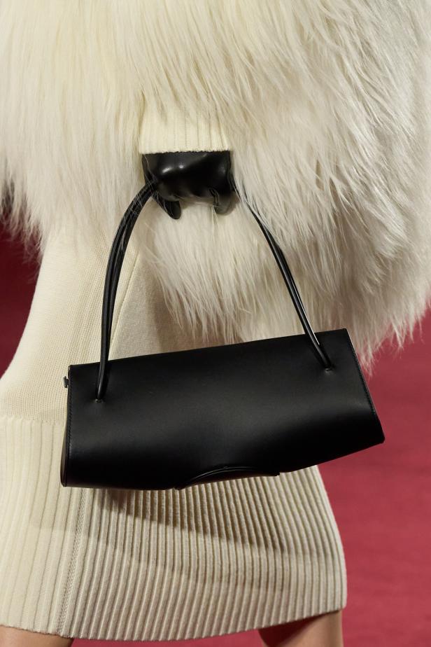 مايكل كورس يُتوّج 45 عاماً من السحر النيويوركي في عرض أزياء خريف 2026‏