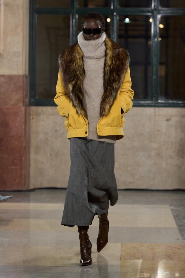 فن الأناقة المُستعجلة في مجموعة MM6 Maison Margiela خريف و شتاء 2026 للملابس الجاهزة