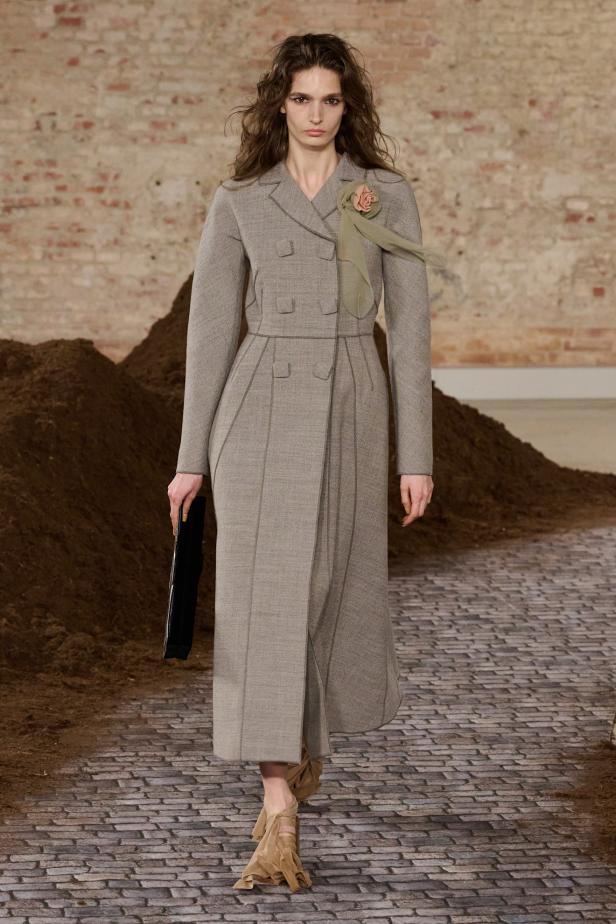 مجموعة موسكينو لخريف وشتاء 2026... رحلة حالمة من ميلانو إلى الأرجنتين‏