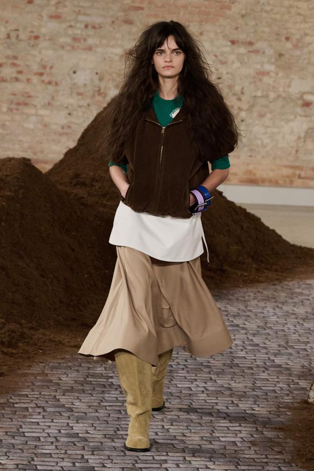 مجموعة موسكينو لخريف وشتاء 2026... رحلة حالمة من ميلانو إلى الأرجنتين‏