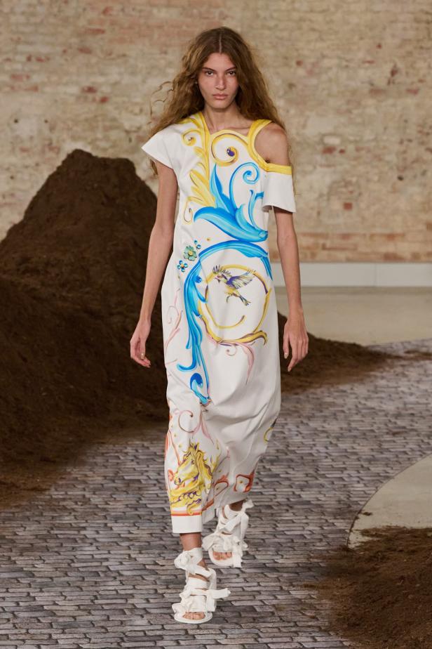 مجموعة موسكينو لخريف وشتاء 2026... رحلة حالمة من ميلانو إلى الأرجنتين‏