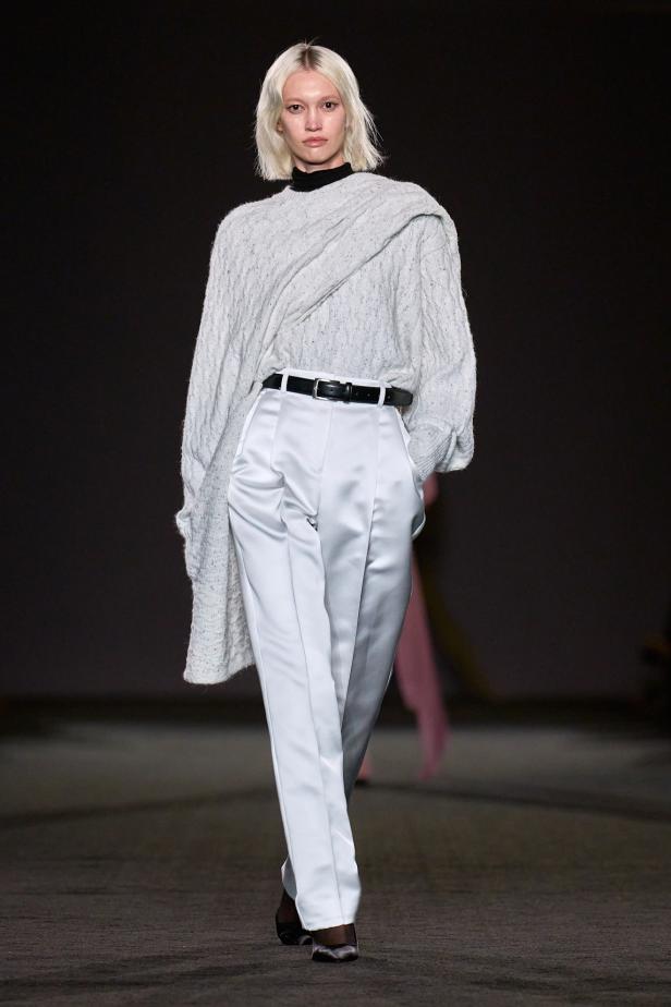 حكاية الأمل العابر للحدود في مجموعة Prabal Gurung خريف و شتاء 2026 للملابس الجاهزة