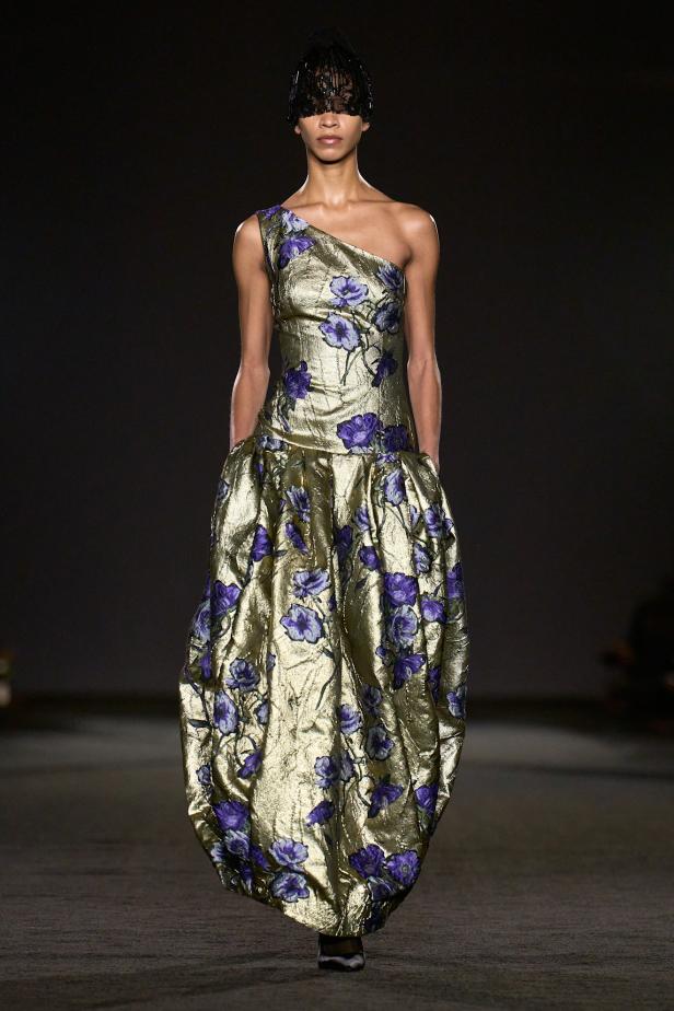 حكاية الأمل العابر للحدود في مجموعة Prabal Gurung خريف و شتاء 2026 للملابس الجاهزة