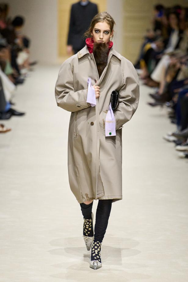 مجموعة ‏Prada‏ ‏لخريف 2026 وقوّة فن التنسيق الحرّ