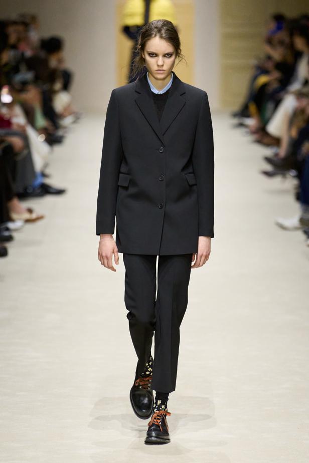 مجموعة ‏Prada‏ ‏لخريف 2026 وقوّة فن التنسيق الحرّ