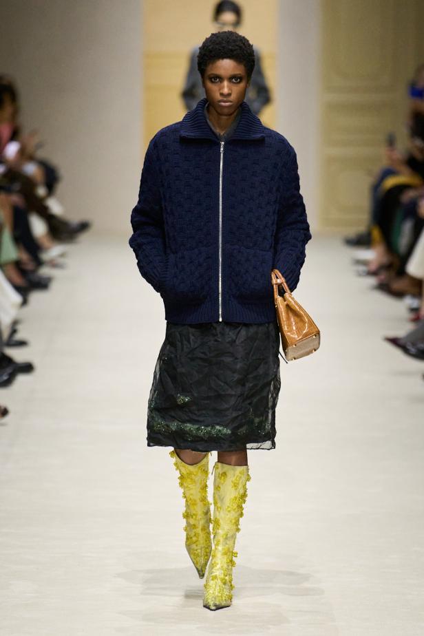 مجموعة ‏Prada‏ ‏لخريف 2026 وقوّة فن التنسيق الحرّ