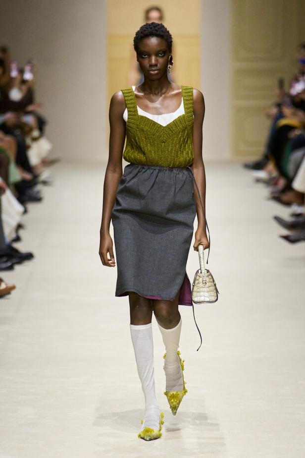 مجموعة ‏Prada‏ ‏لخريف 2026 وقوّة فن التنسيق الحرّ