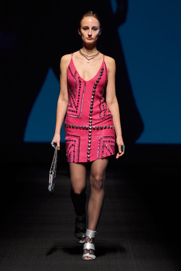 مجموعة John Richmond لخريف وشتاء 2026-2027