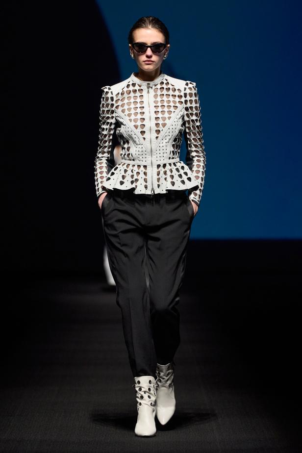 مجموعة John Richmond لخريف وشتاء 2026-2027