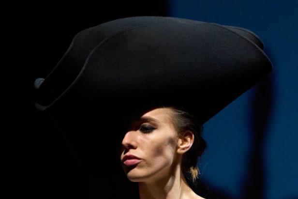 مجموعة John Richmond لخريف وشتاء 2026-2027