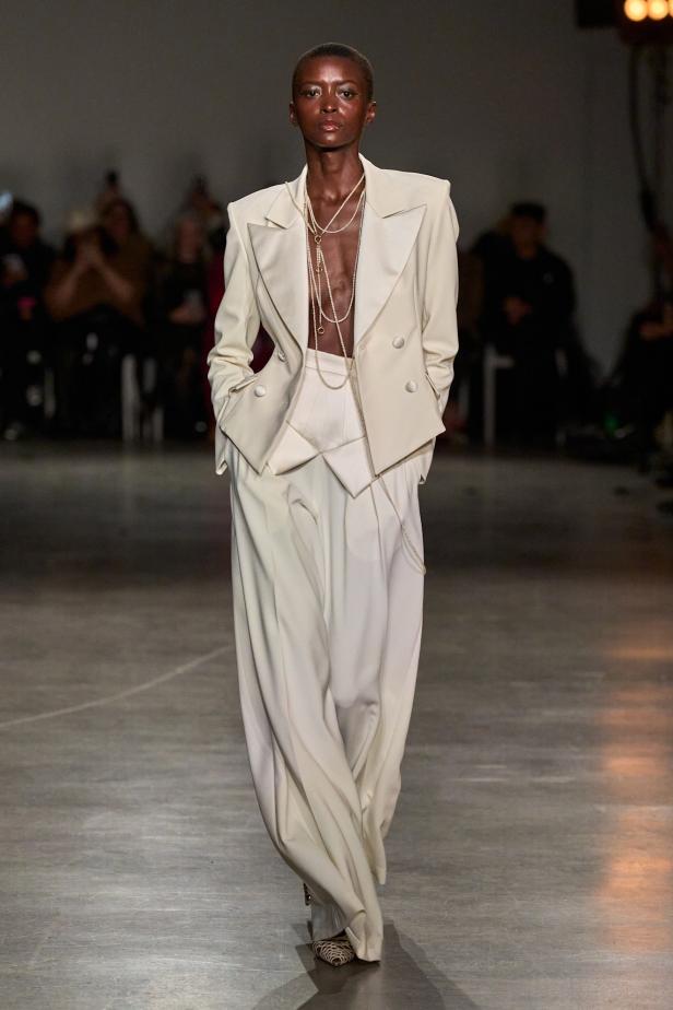 مجموعة Christian Siriano لخريف وشتاء 2026