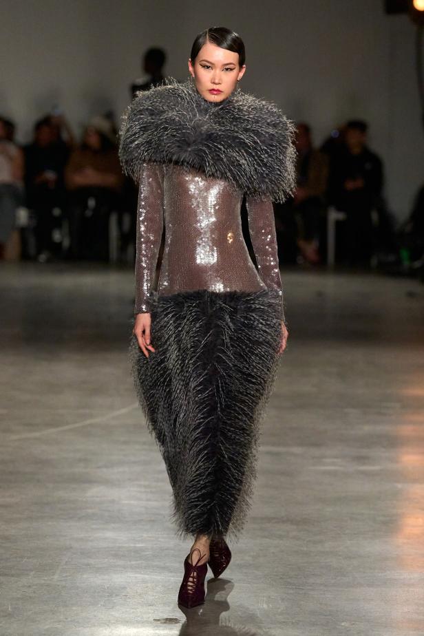 مجموعة Christian Siriano لخريف وشتاء 2026