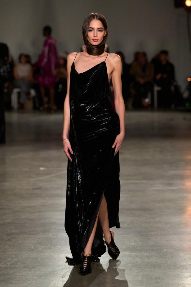 مجموعة Christian Siriano لخريف وشتاء 2026