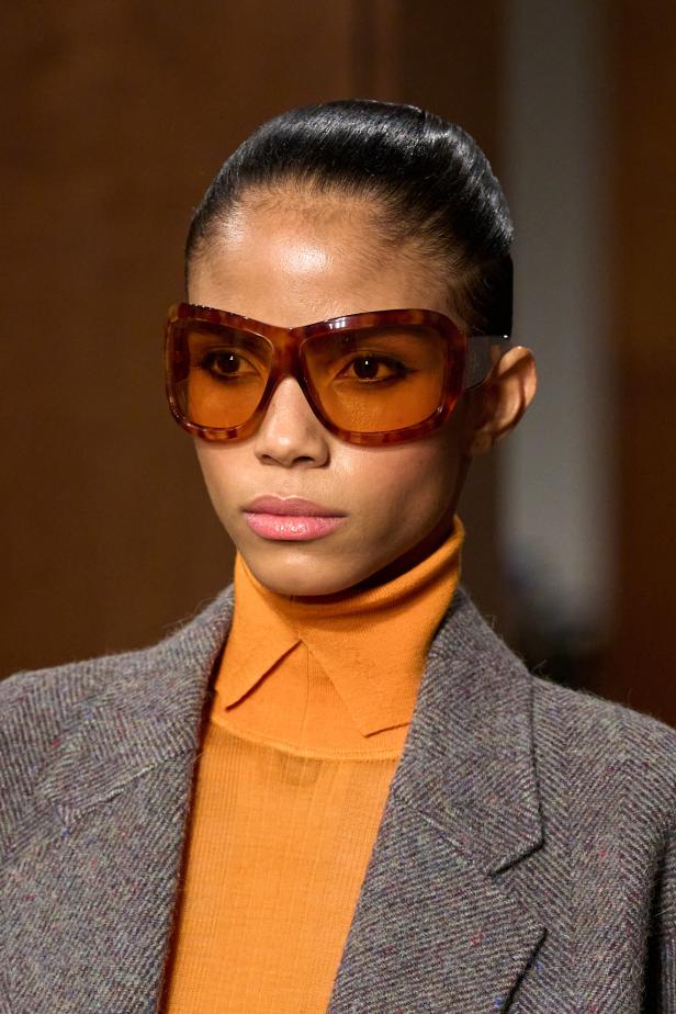 مجموعة ‏Tory Burch‏ لخريف وشتاء 2026... بحث عن الجمال الخالد في زمن الفوضى