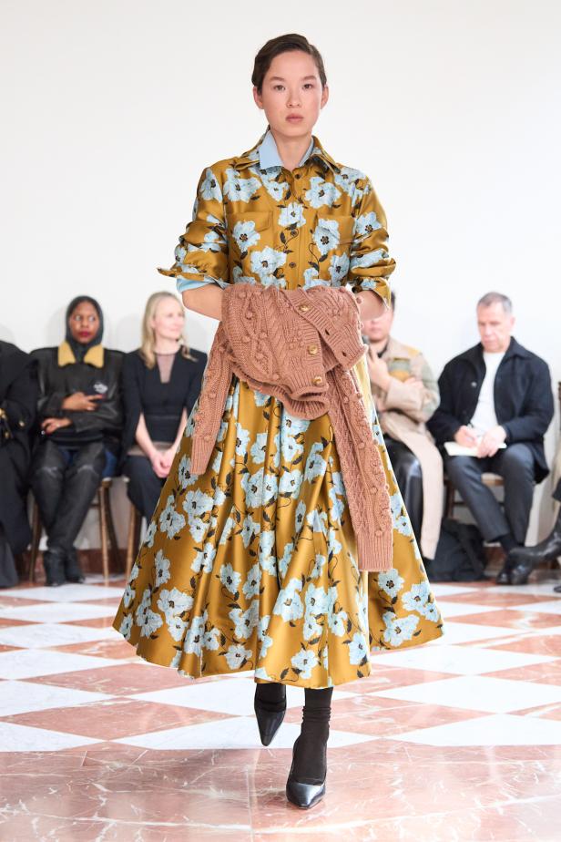 إميليا ويكستيد تُعيد إحياء أسطورة "فانو ميسان" في مجموعة خريف 2026‏