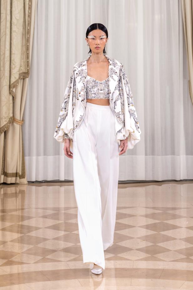 عرض أزياء مجموعة سعيد قبيسي لربيع وصيف 2026