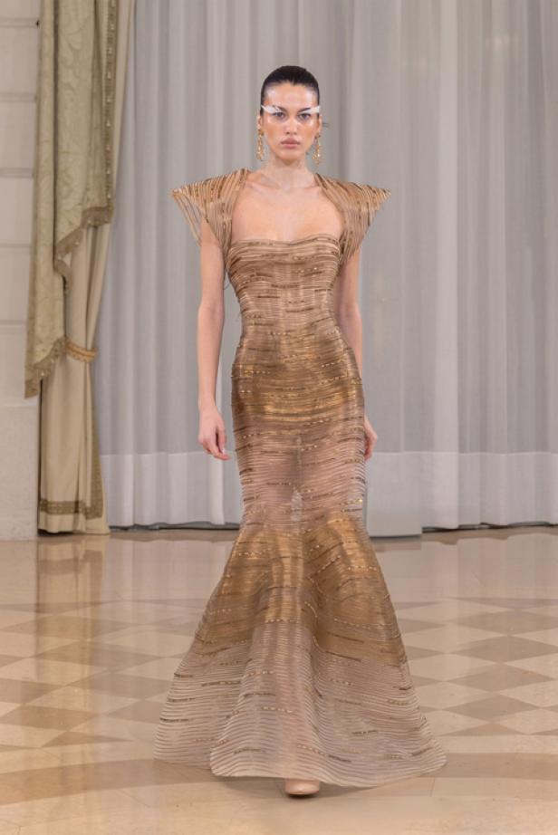 عرض أزياء مجموعة سعيد قبيسي لربيع وصيف 2026