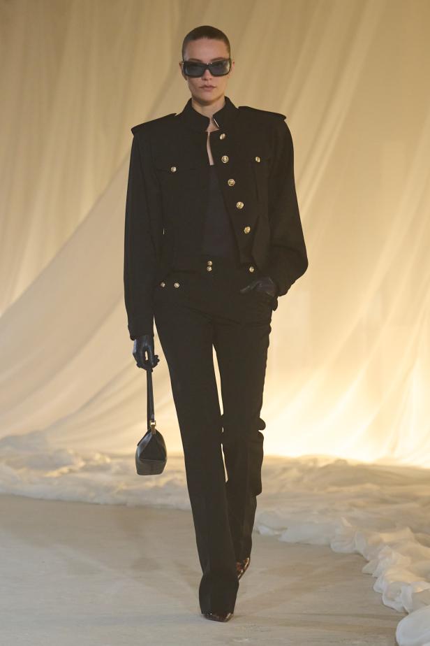 مجموعة بالمان Balmain لموسم خريف 2026 بداية قوية لمرحلة جديدة