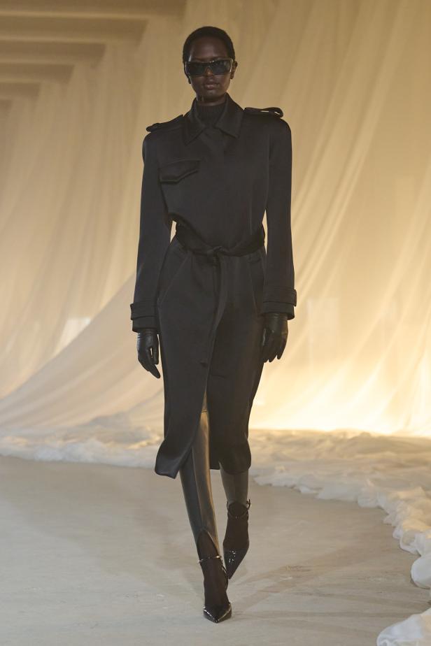 مجموعة بالمان Balmain لموسم خريف 2026 بداية قوية لمرحلة جديدة