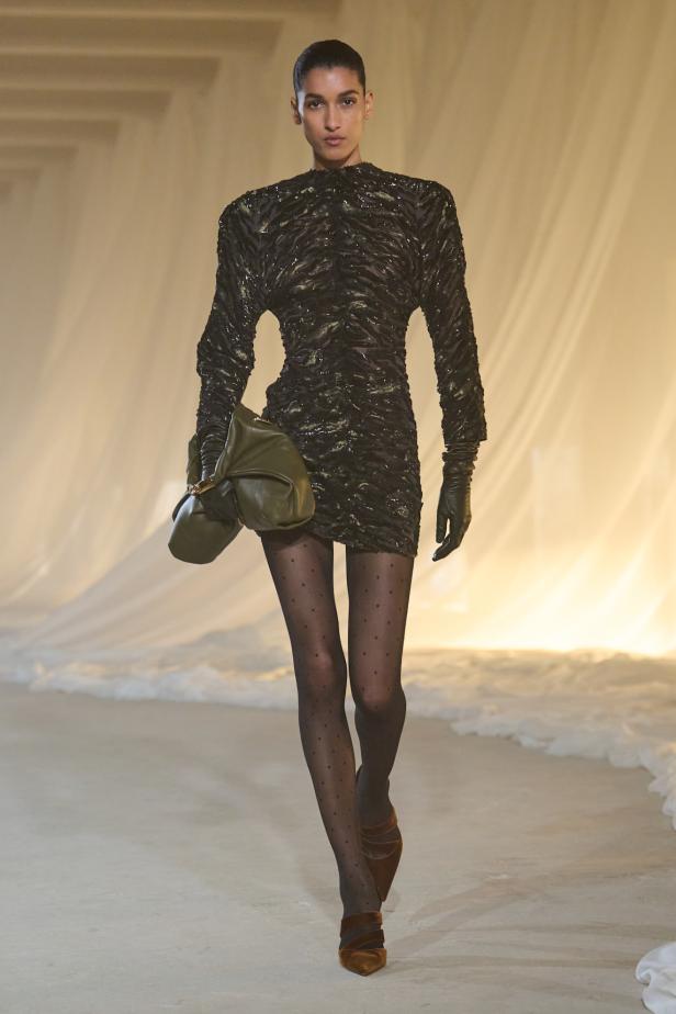 مجموعة بالمان Balmain لموسم خريف 2026 بداية قوية لمرحلة جديدة