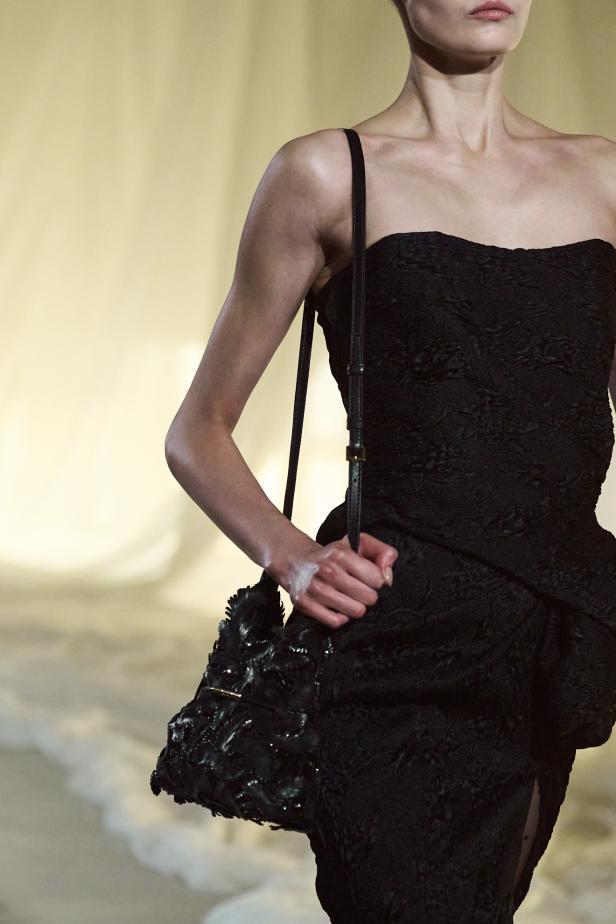 مجموعة بالمان Balmain لموسم خريف 2026 بداية قوية لمرحلة جديدة