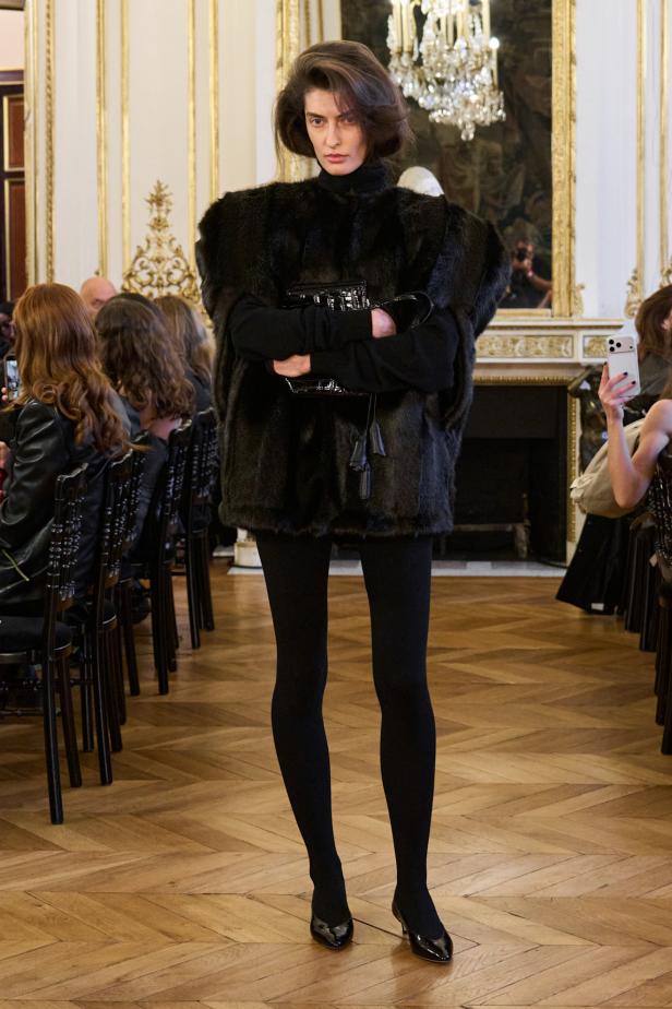 أبعد من مجرد فصل.. مجموعة ‏Magda Butrym‏ تحوّل الشتاء إلى موقف وبصمة