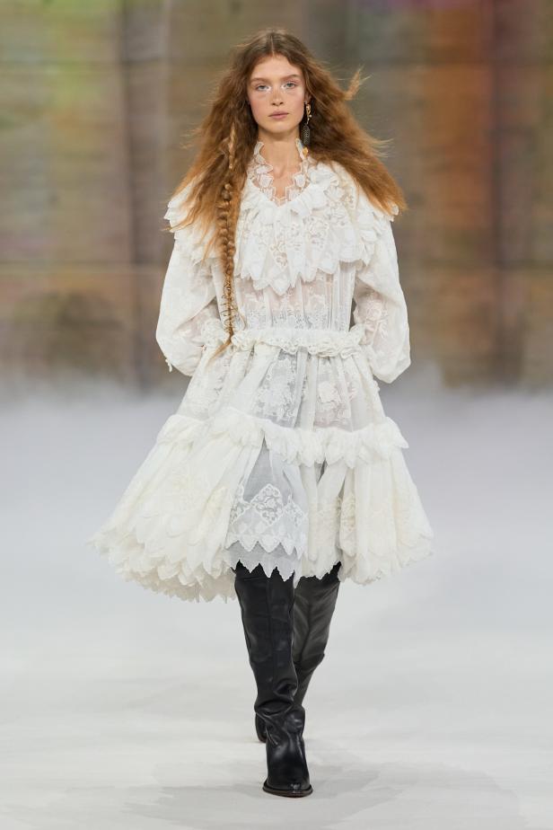 مجموعة كلوي لموسم خريف 2026 بعنوان The Devotion Collection