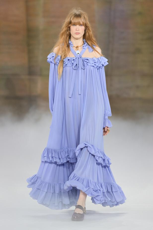 مجموعة كلوي لموسم خريف 2026 بعنوان The Devotion Collection