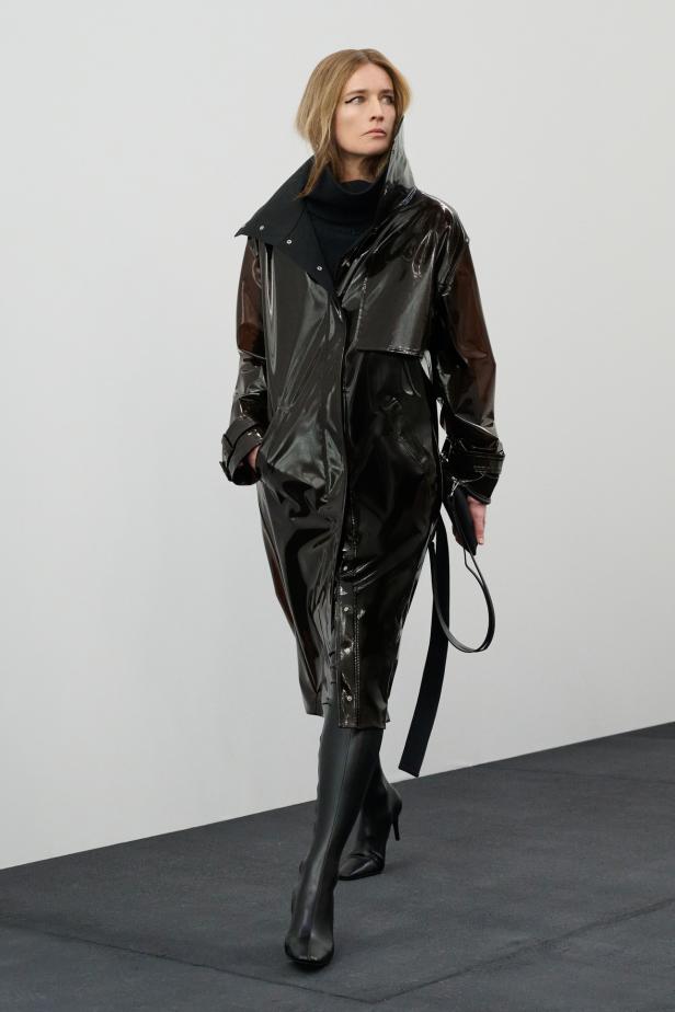 مجموعة Courrèges لخريف وشتاء 2027 أقمشة حرة وجريئة