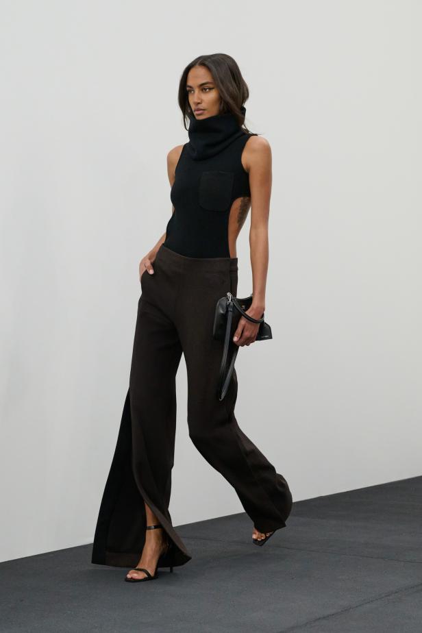 مجموعة Courrèges لخريف وشتاء 2027 أقمشة حرة وجريئة