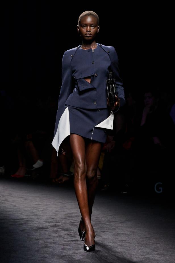 مجموعة Ferragamo لشتاء 2027 في ميلانو 