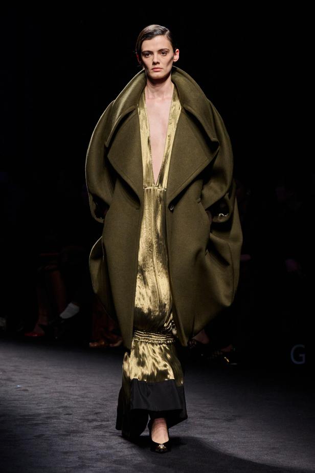 مجموعة Ferragamo لشتاء 2027 في ميلانو 