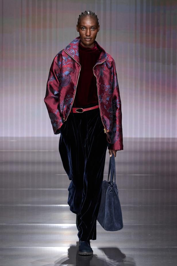 مجموعة جورجيو أرماني لخريف 2026... آفاق جديدة وحقبة "سيلفانا أرماني"‏